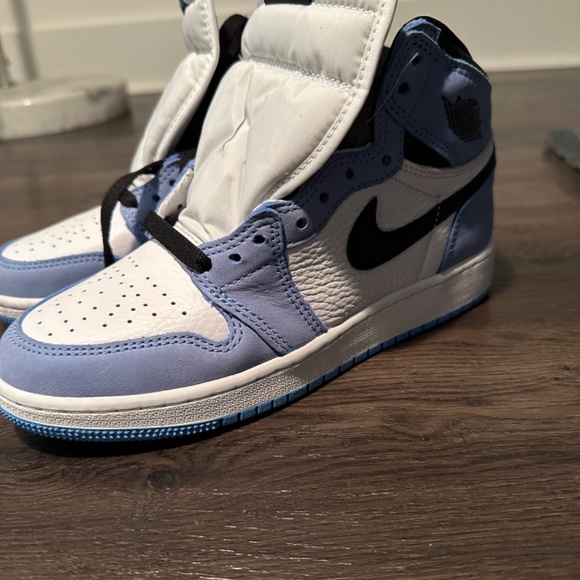 Jordan 1 High og University Blue - Picture 3 of 5